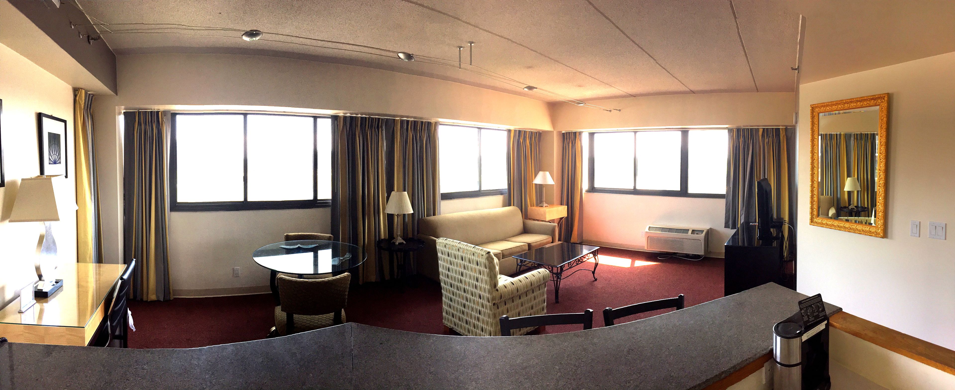 Stamford Suites
