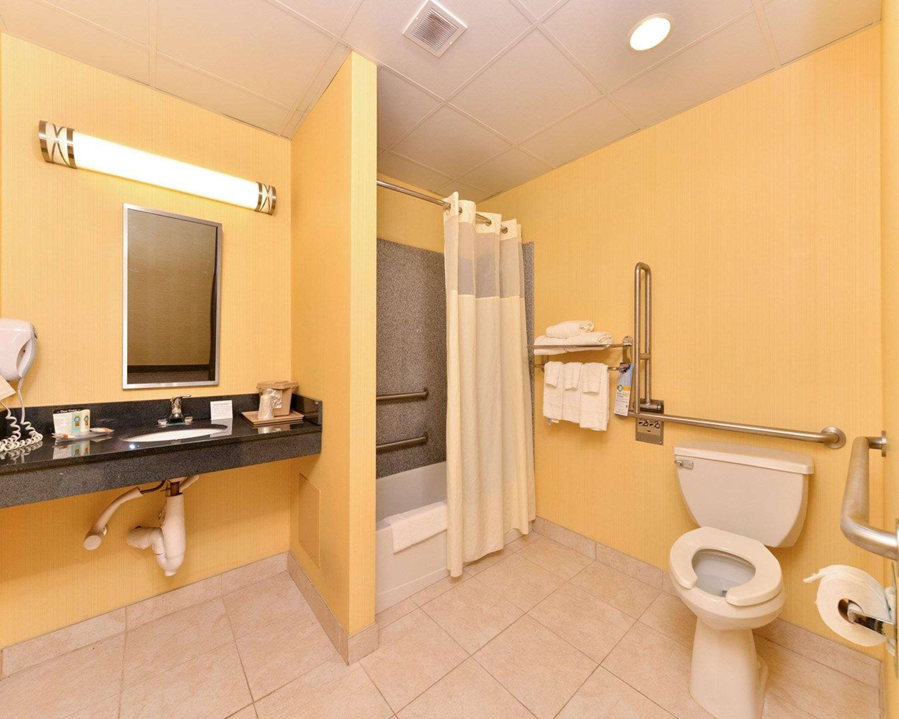 Quality Suites
