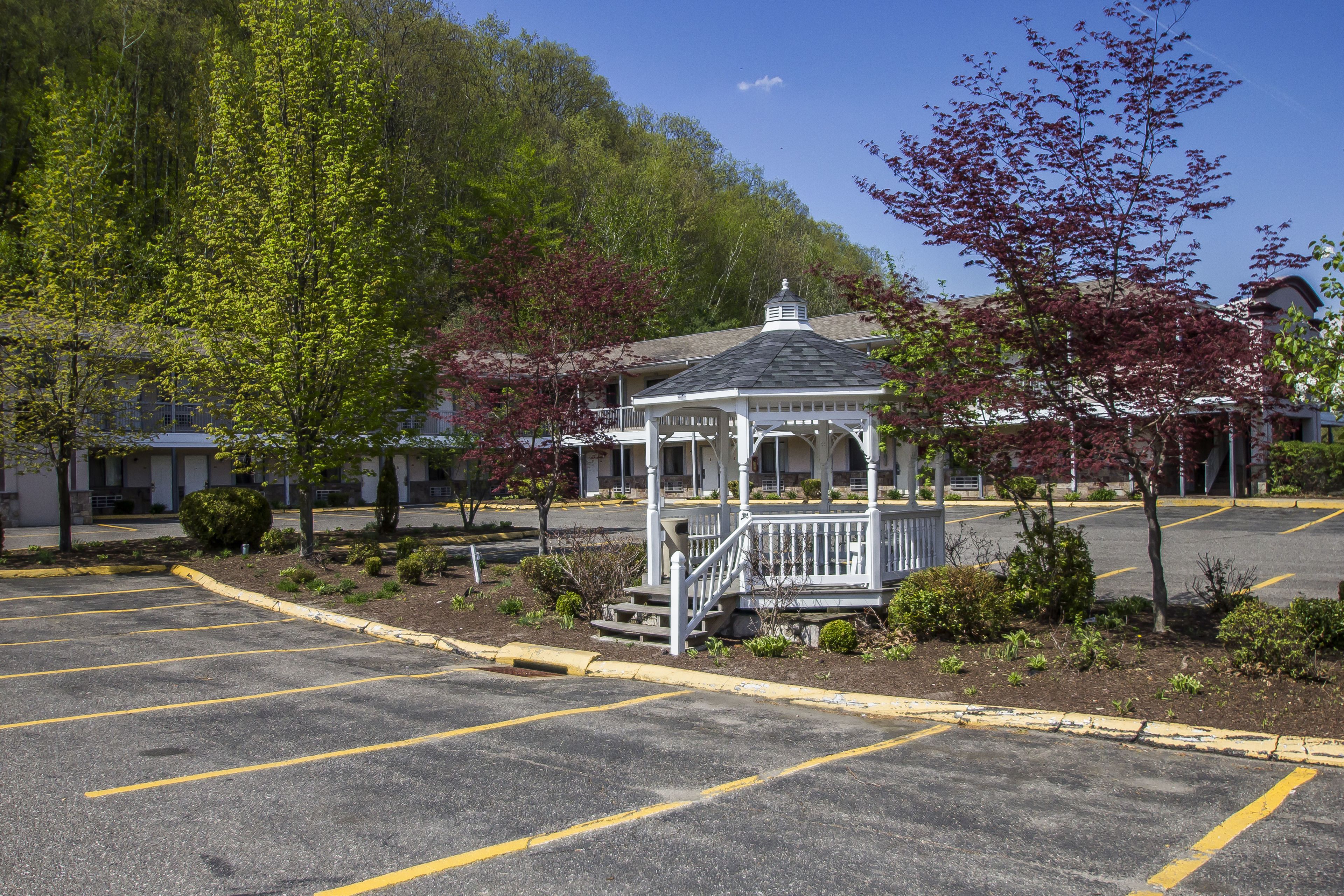 Americas Best Value Inn Torrington