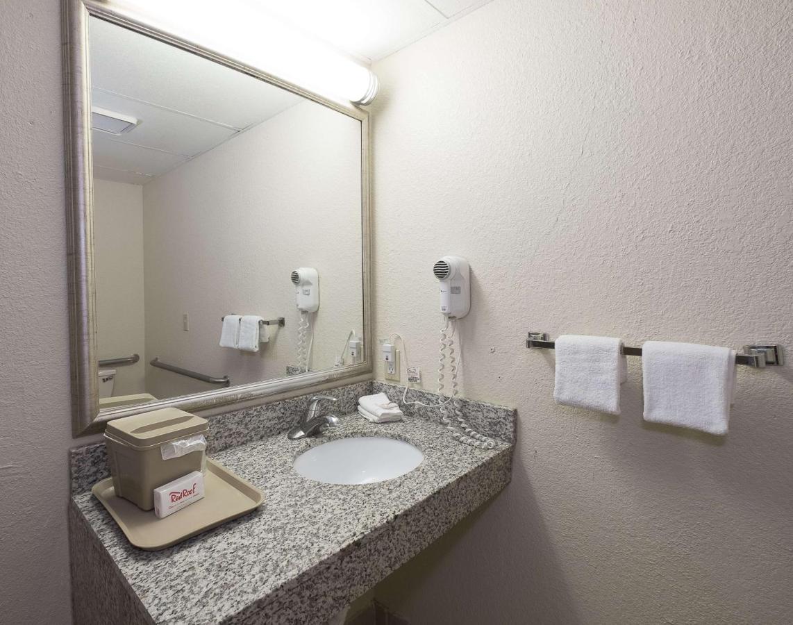 Red Roof Inn Hartford - Vernon