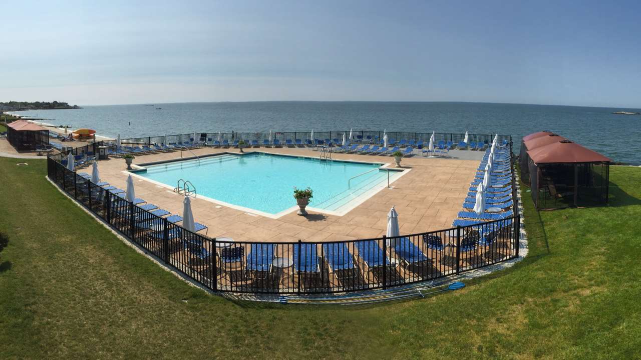 Waters Edge Resort & Spa