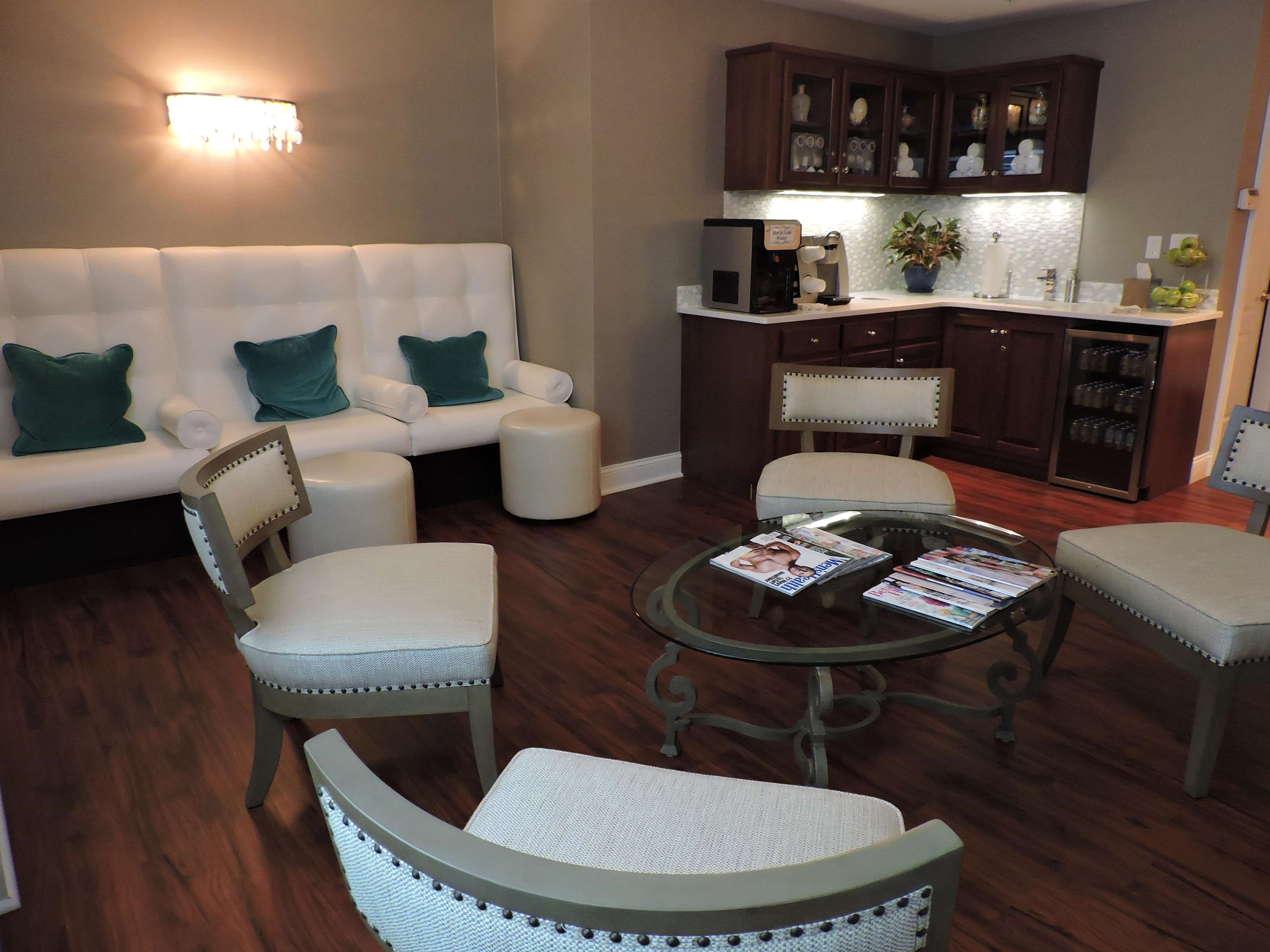 Waters Edge Resort & Spa