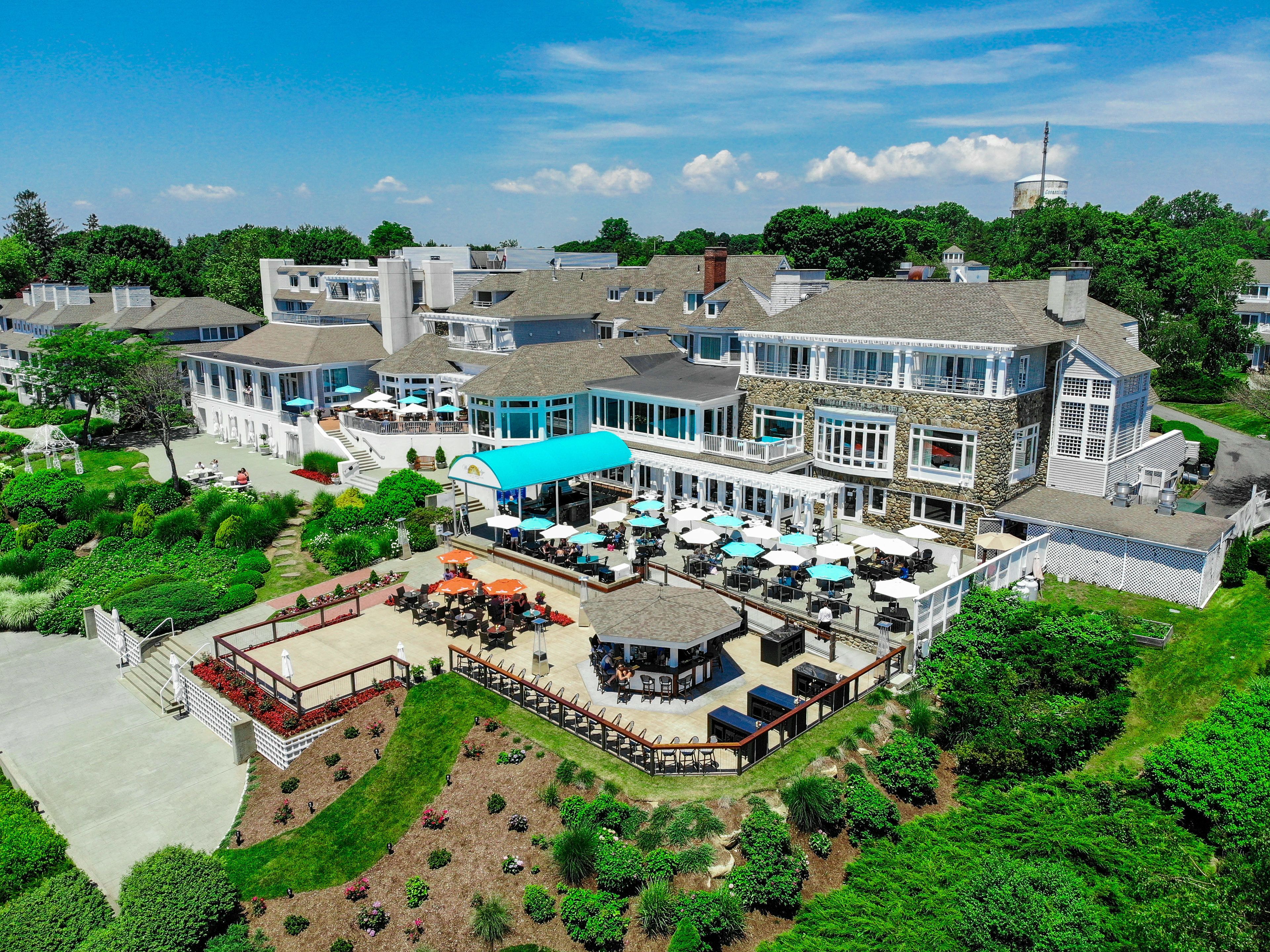 Waters Edge Resort & Spa
