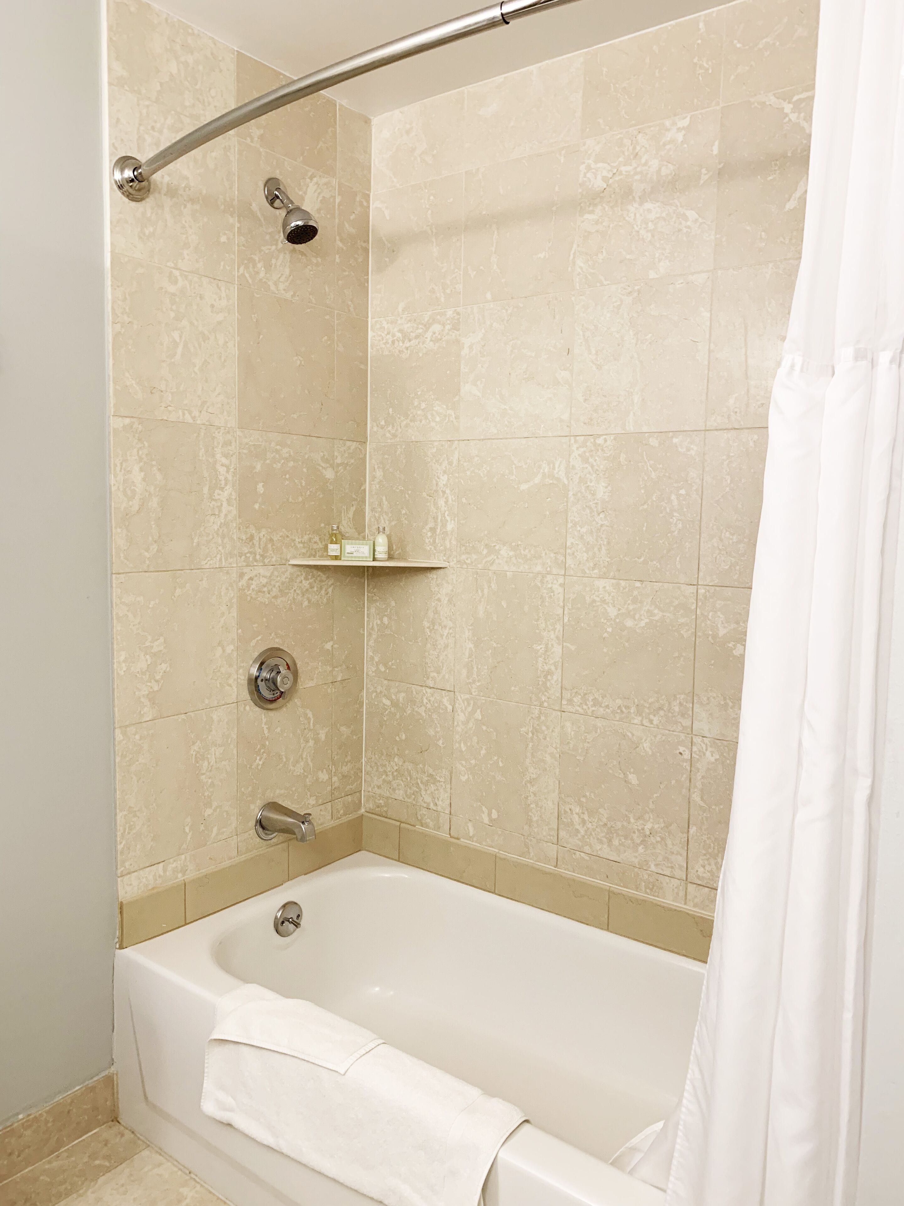 Waters Edge Resort & Spa