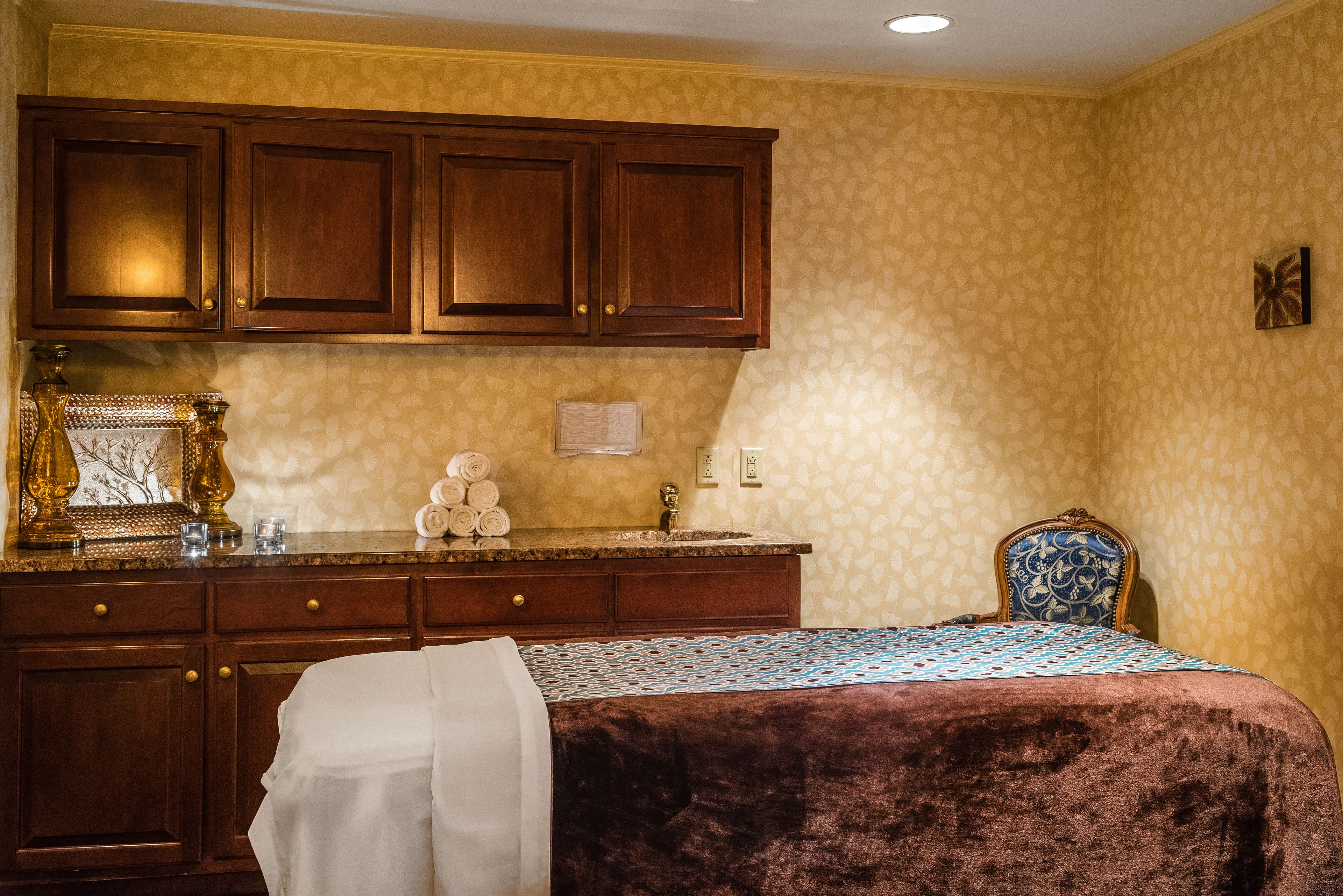 Waters Edge Resort & Spa