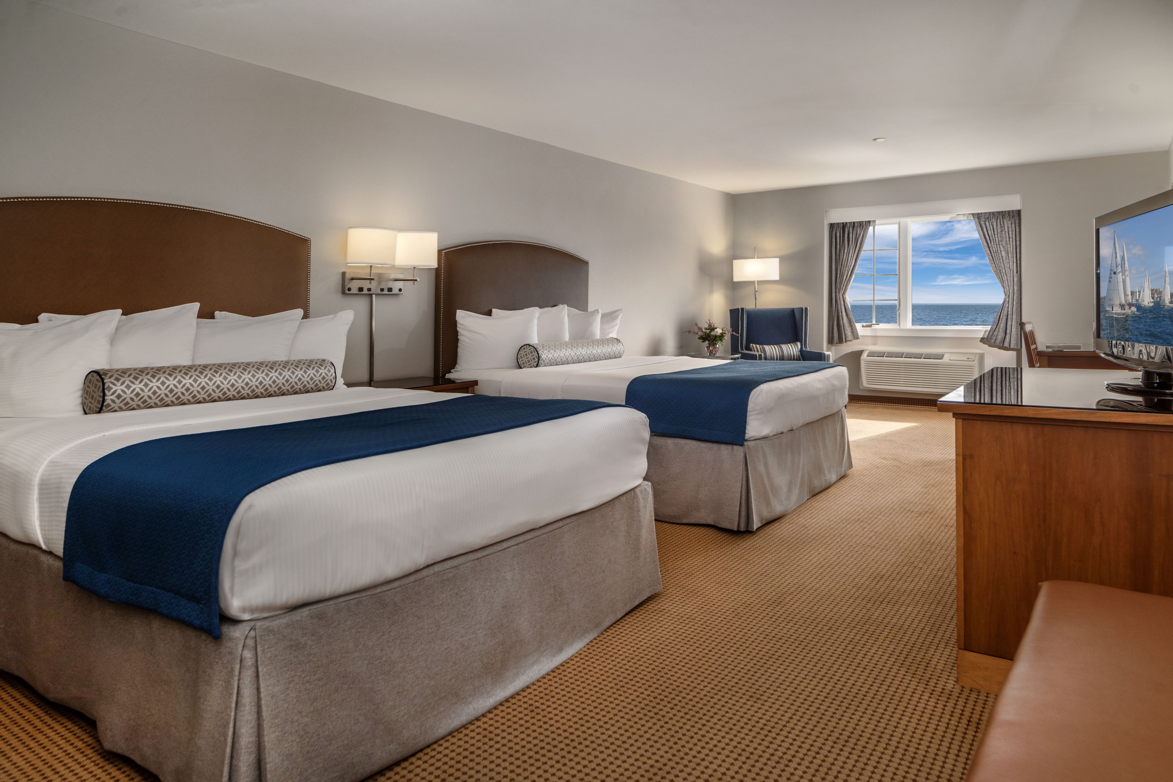 Waters Edge Resort & Spa