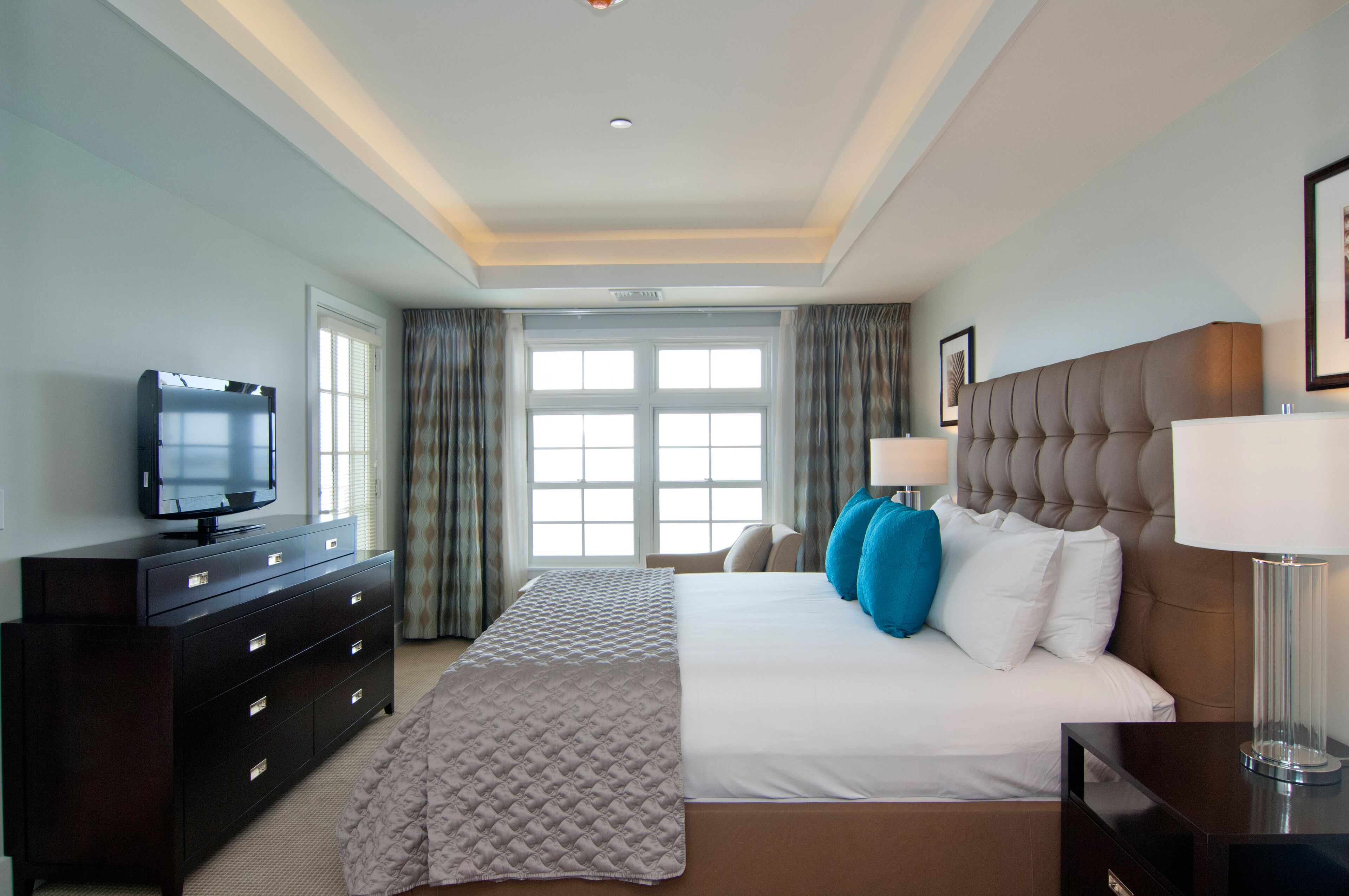 Waters Edge Resort & Spa