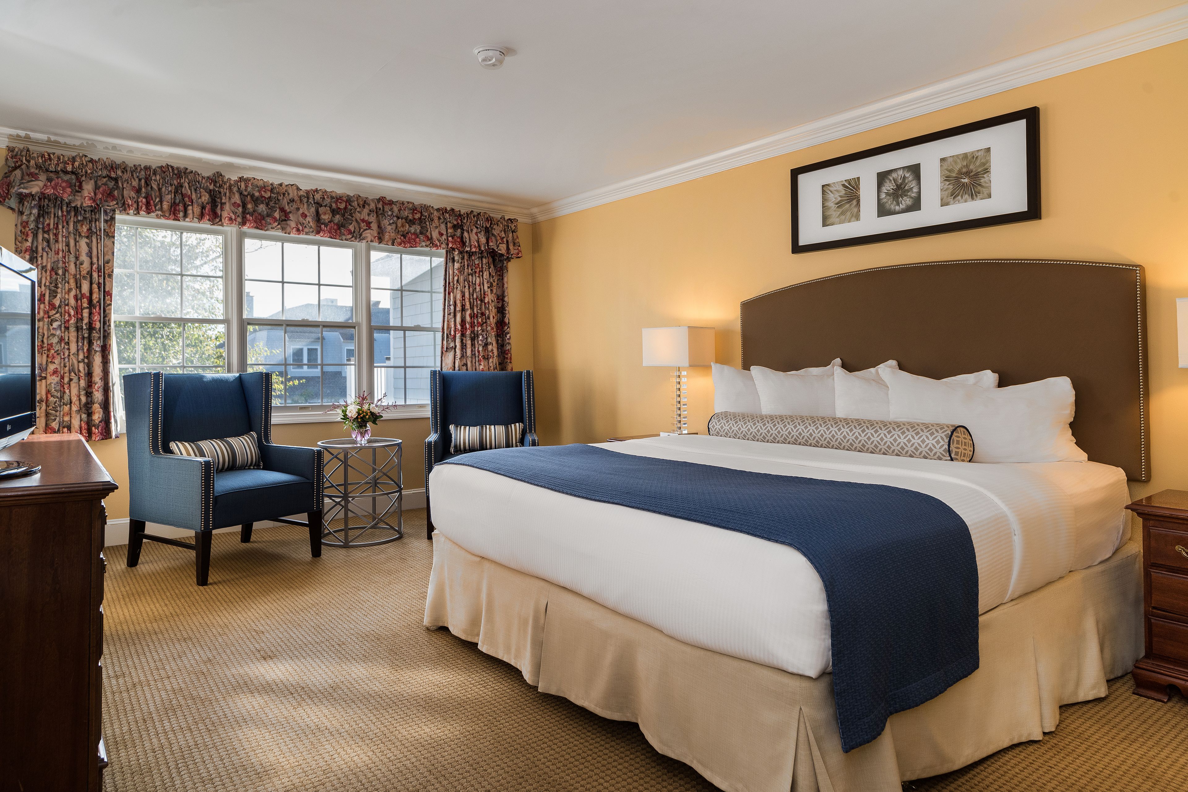 Waters Edge Resort & Spa
