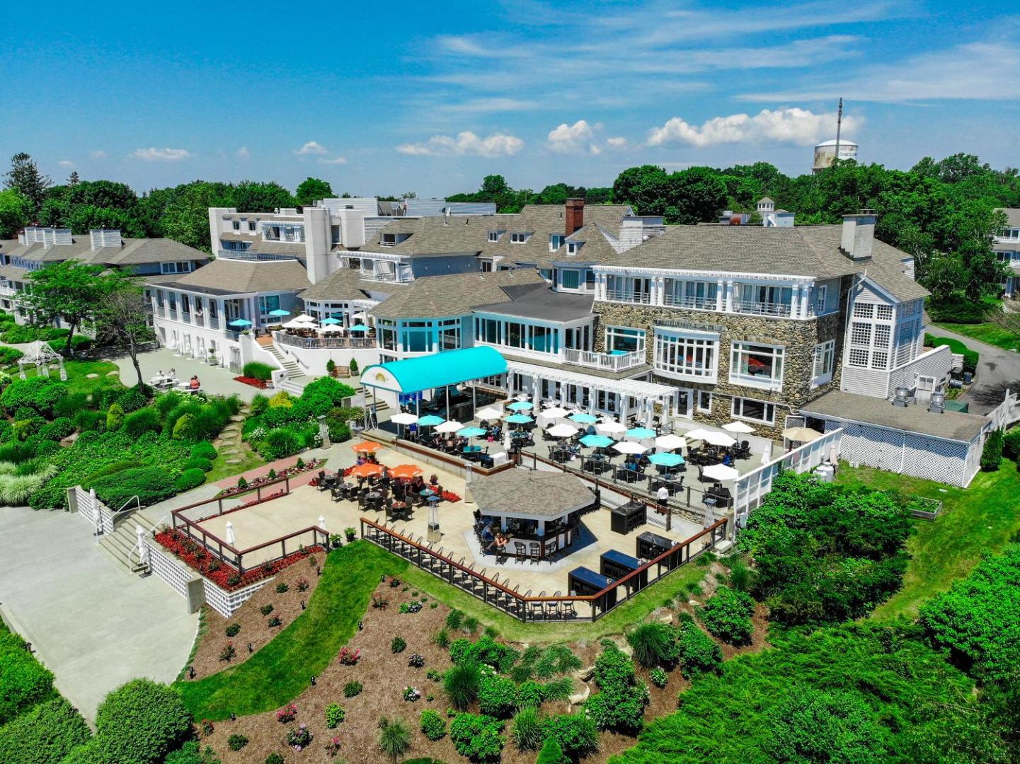 Waters Edge Resort & Spa