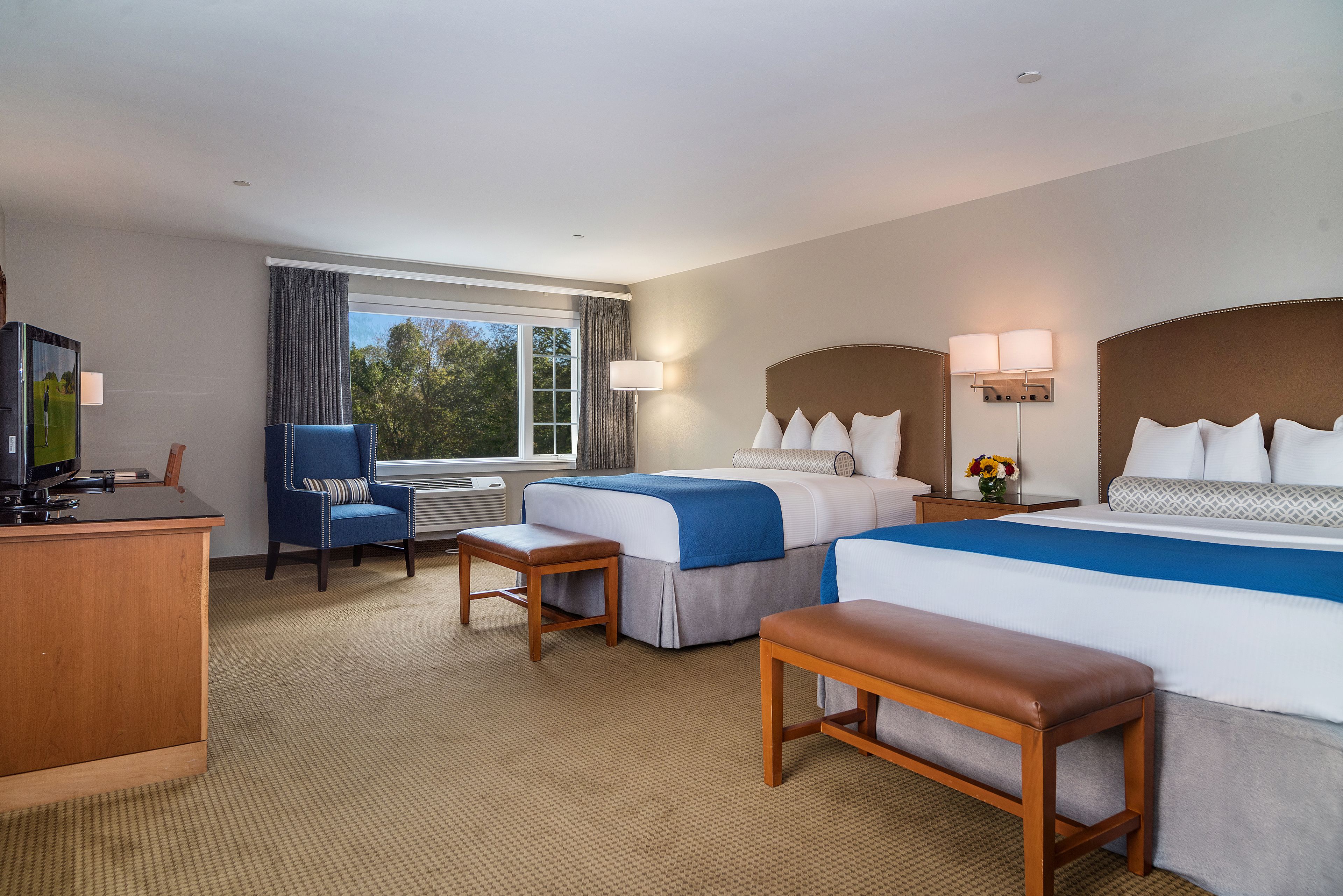 Waters Edge Resort & Spa