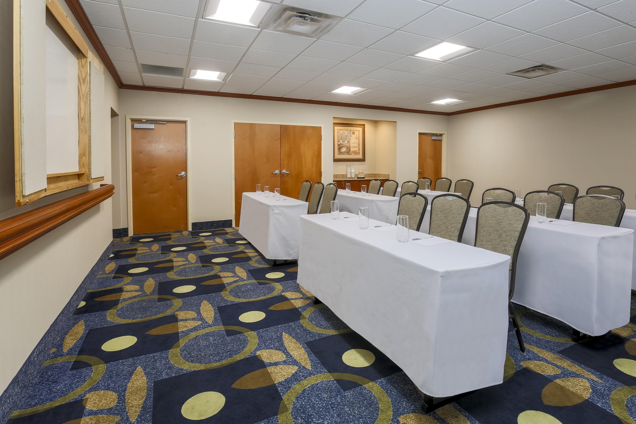 Hampton Inn & Suites
