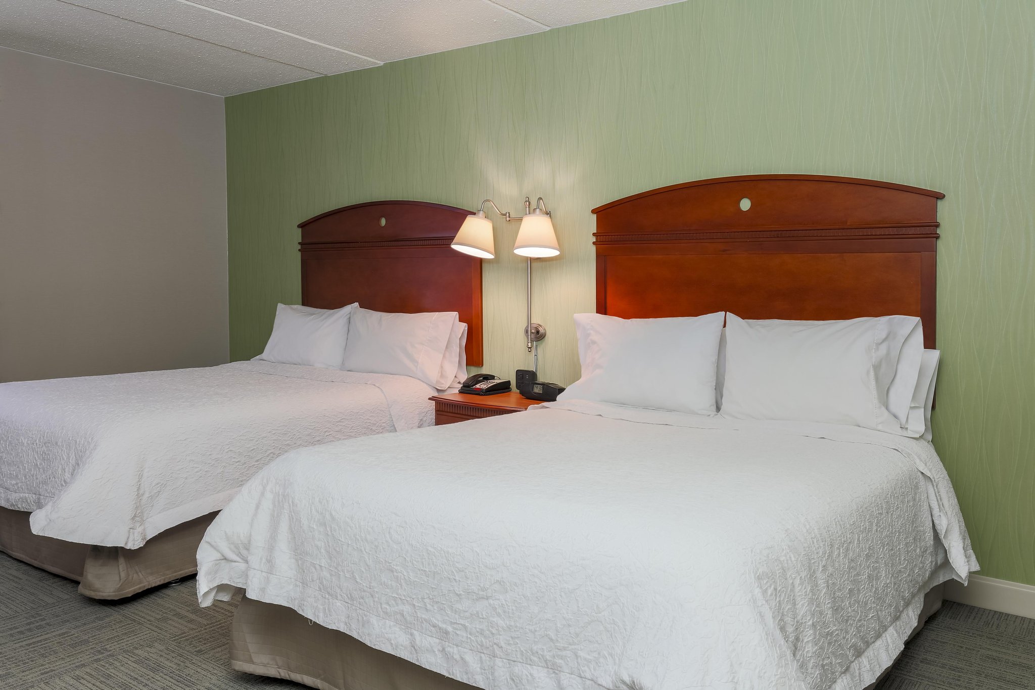 Hampton Inn & Suites