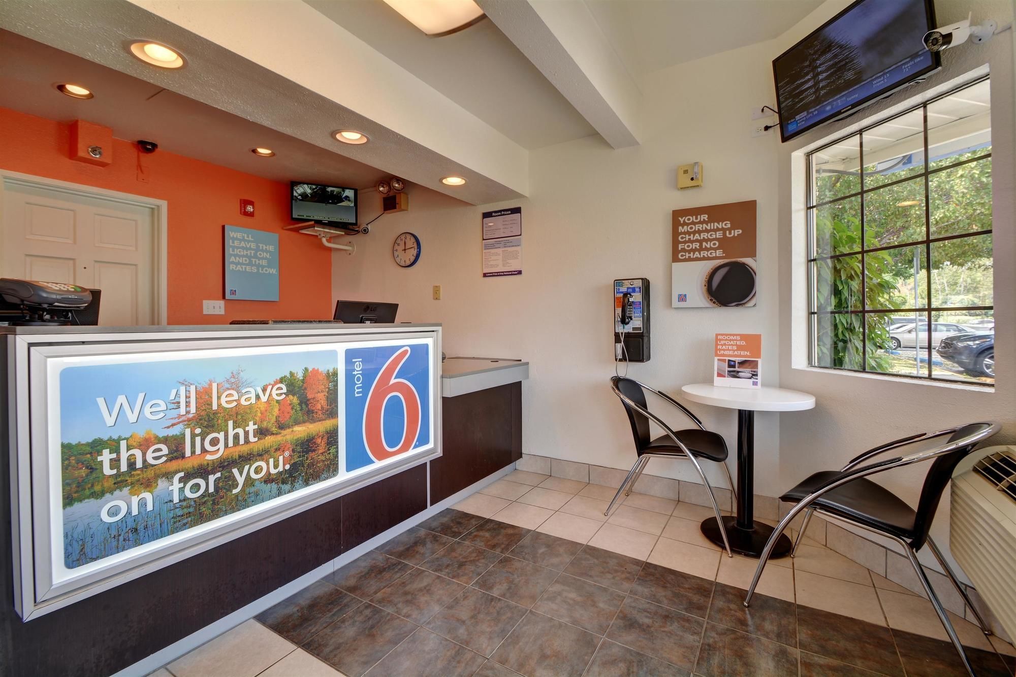 Motel 6