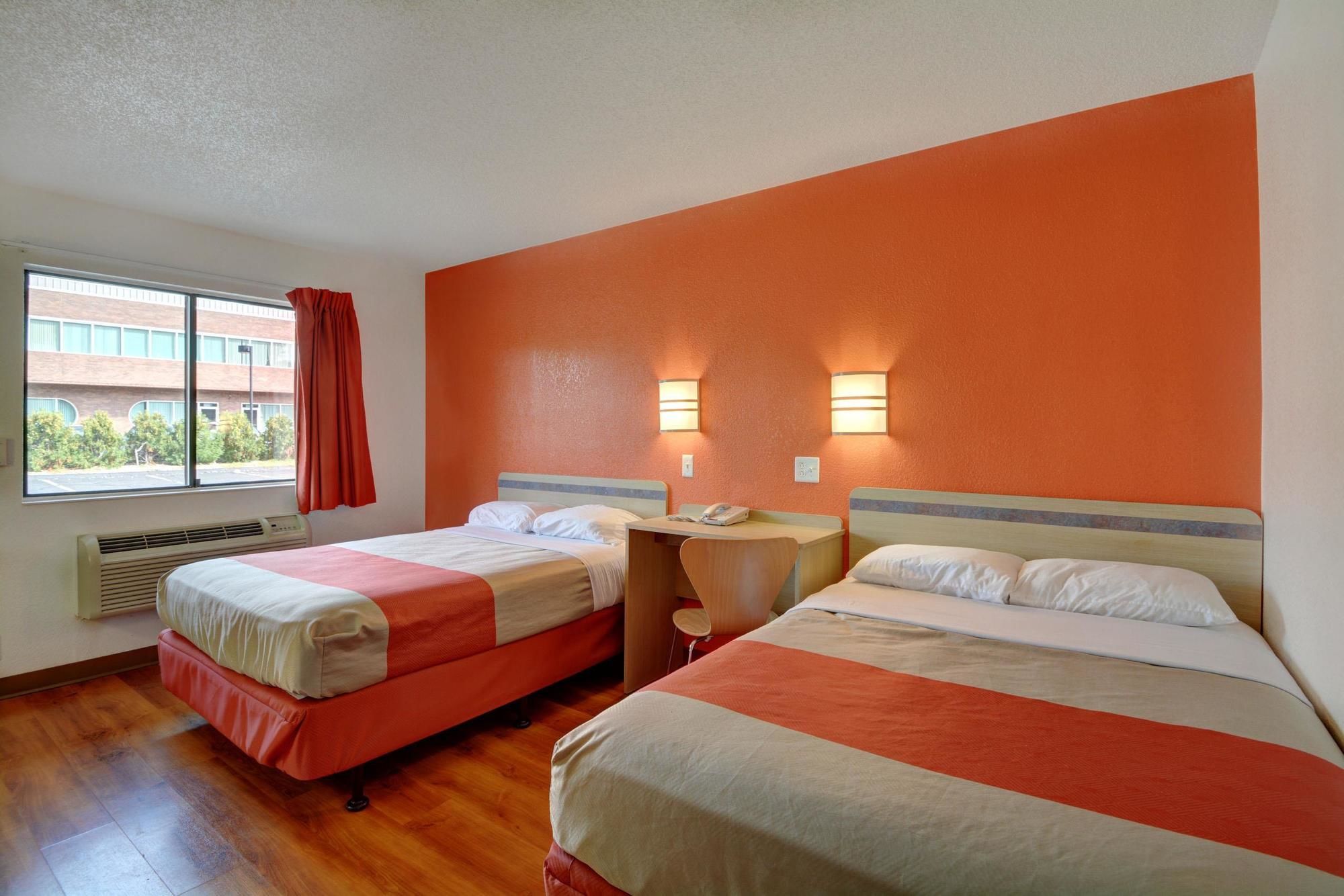 Motel 6