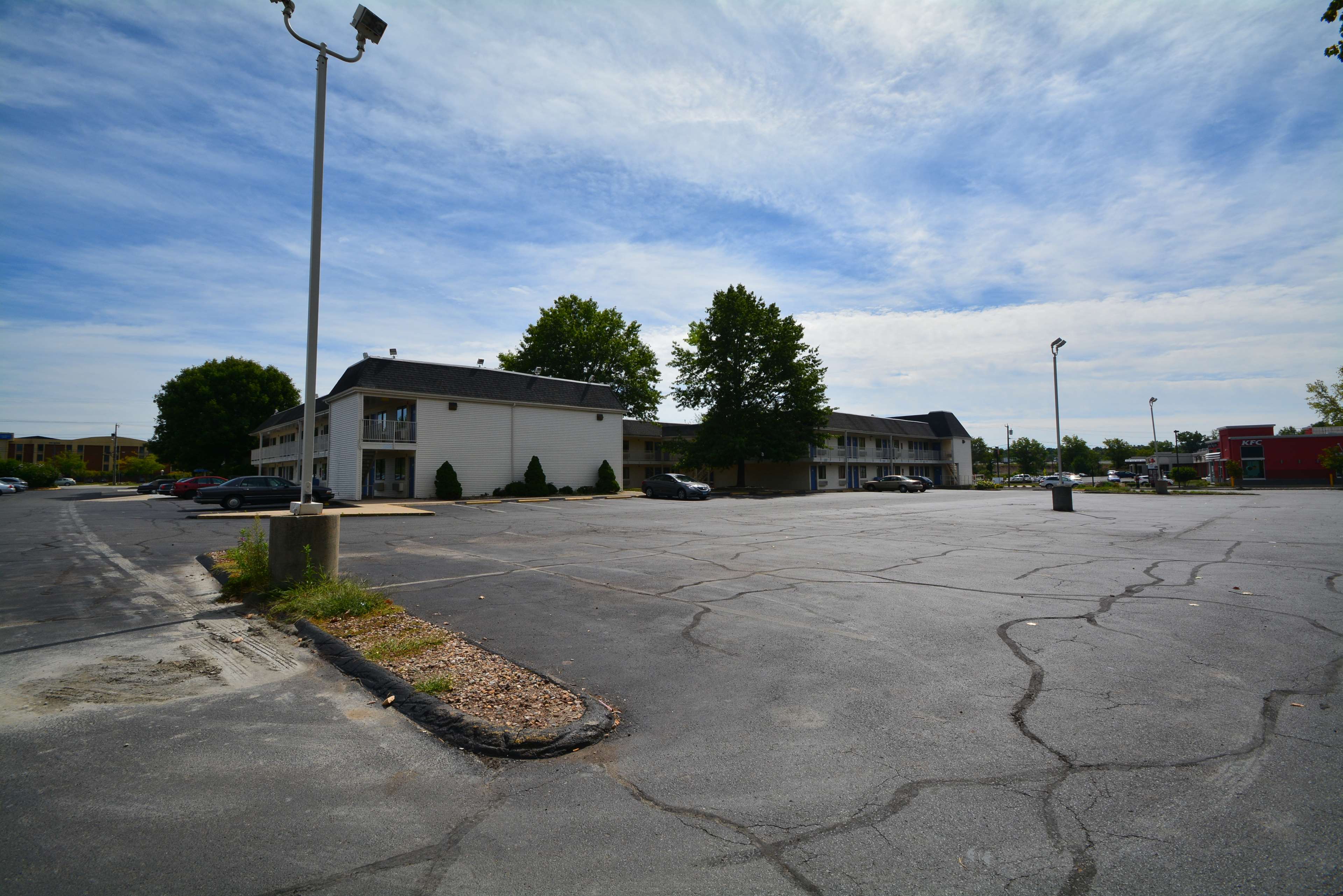Motel 6