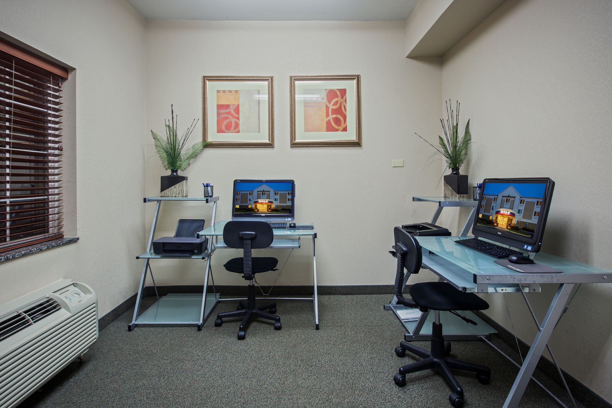 Candlewood Suites