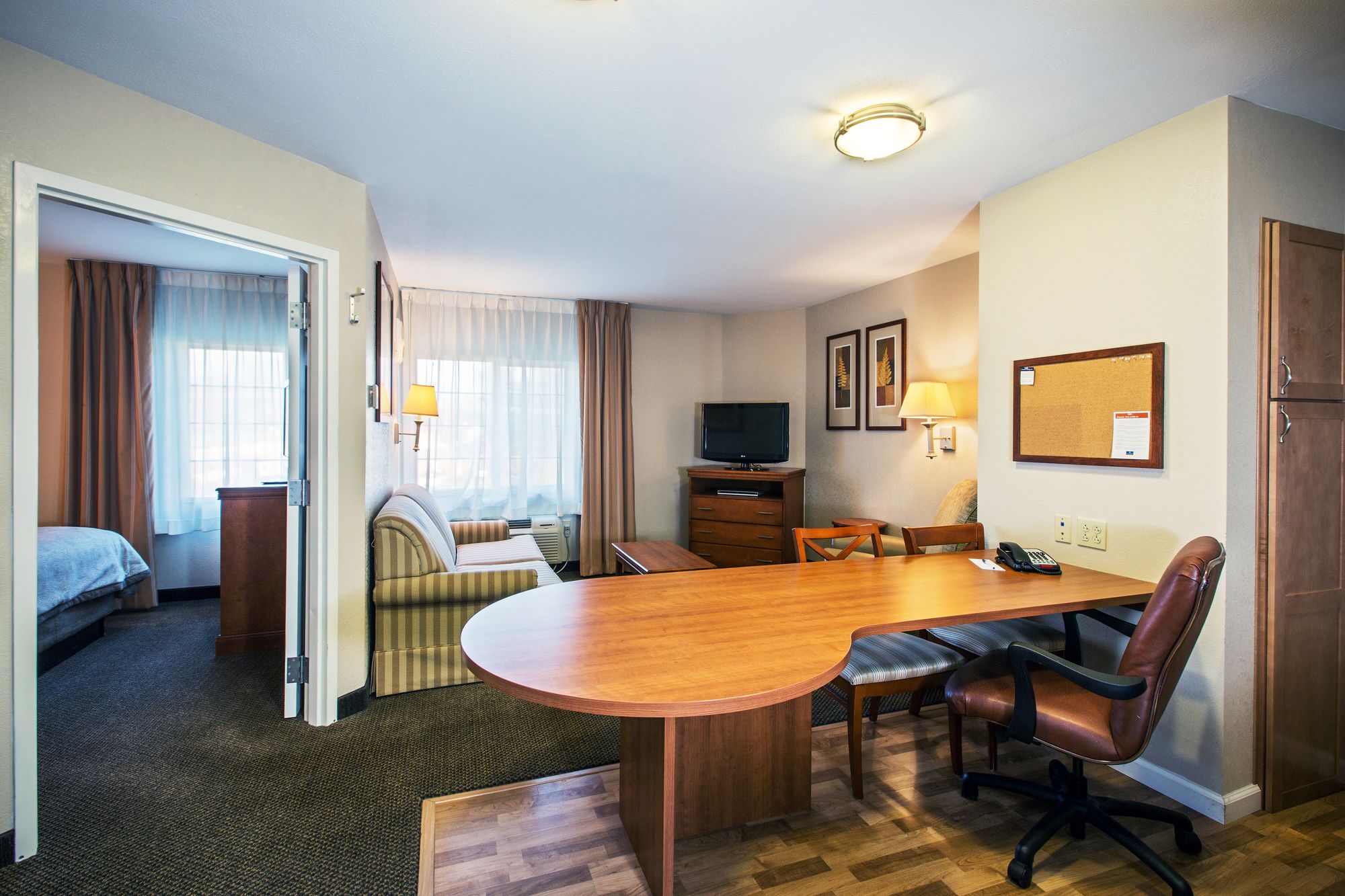 Candlewood Suites