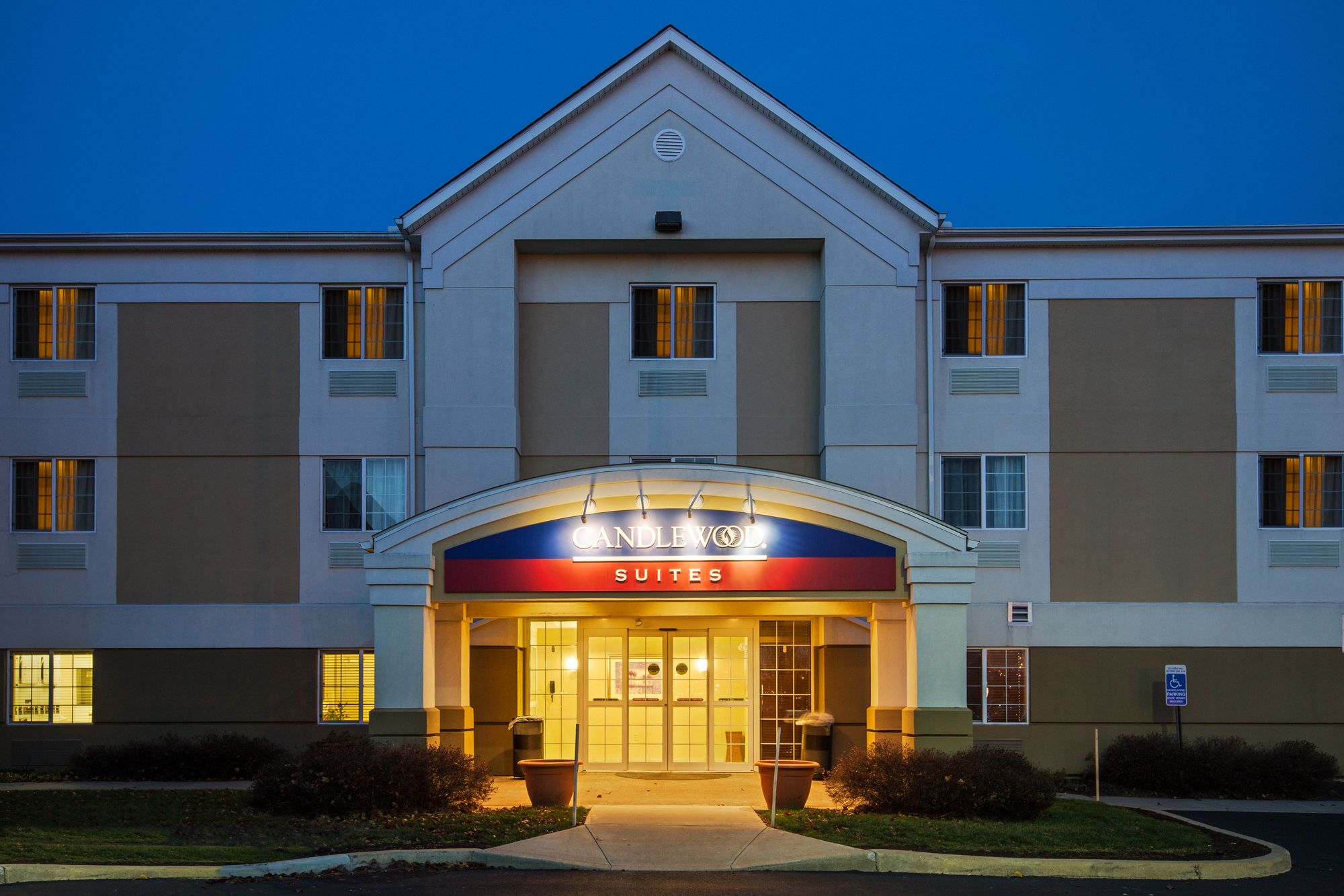 Candlewood Suites