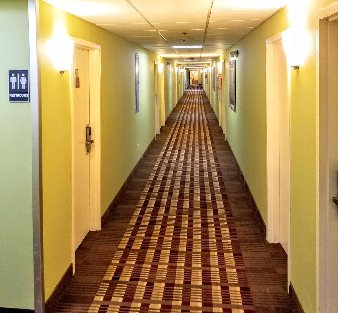 Days Inn by Wyndham Windsor Locks / Bradley Intl Airport