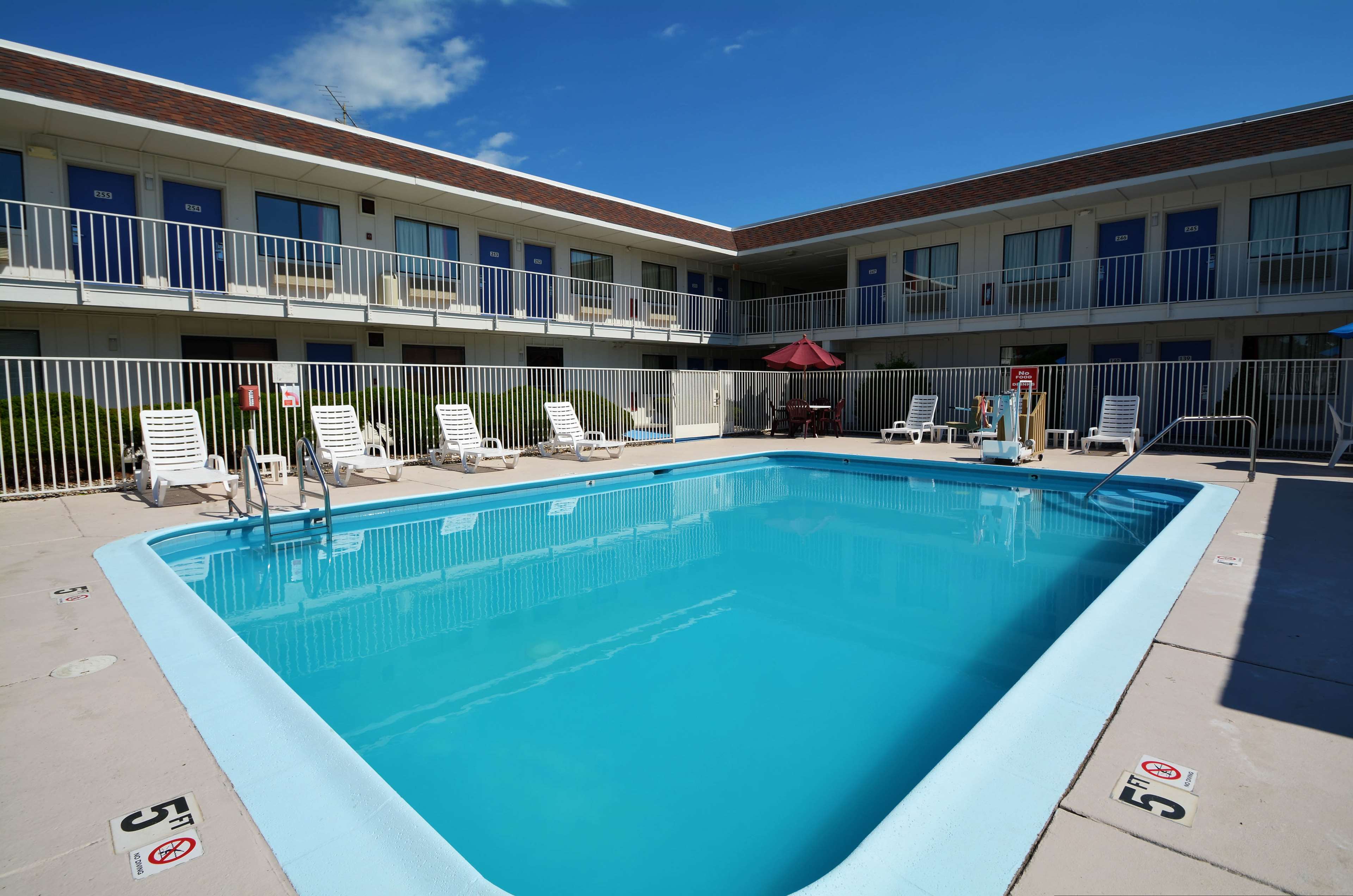 Motel 6 Hartford-Windsor Locks