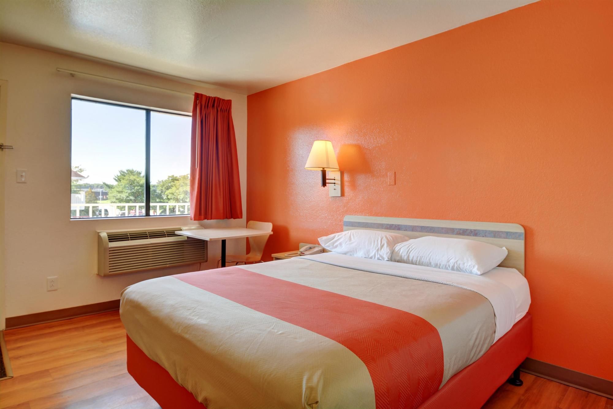 Motel 6 Hartford-Windsor Locks