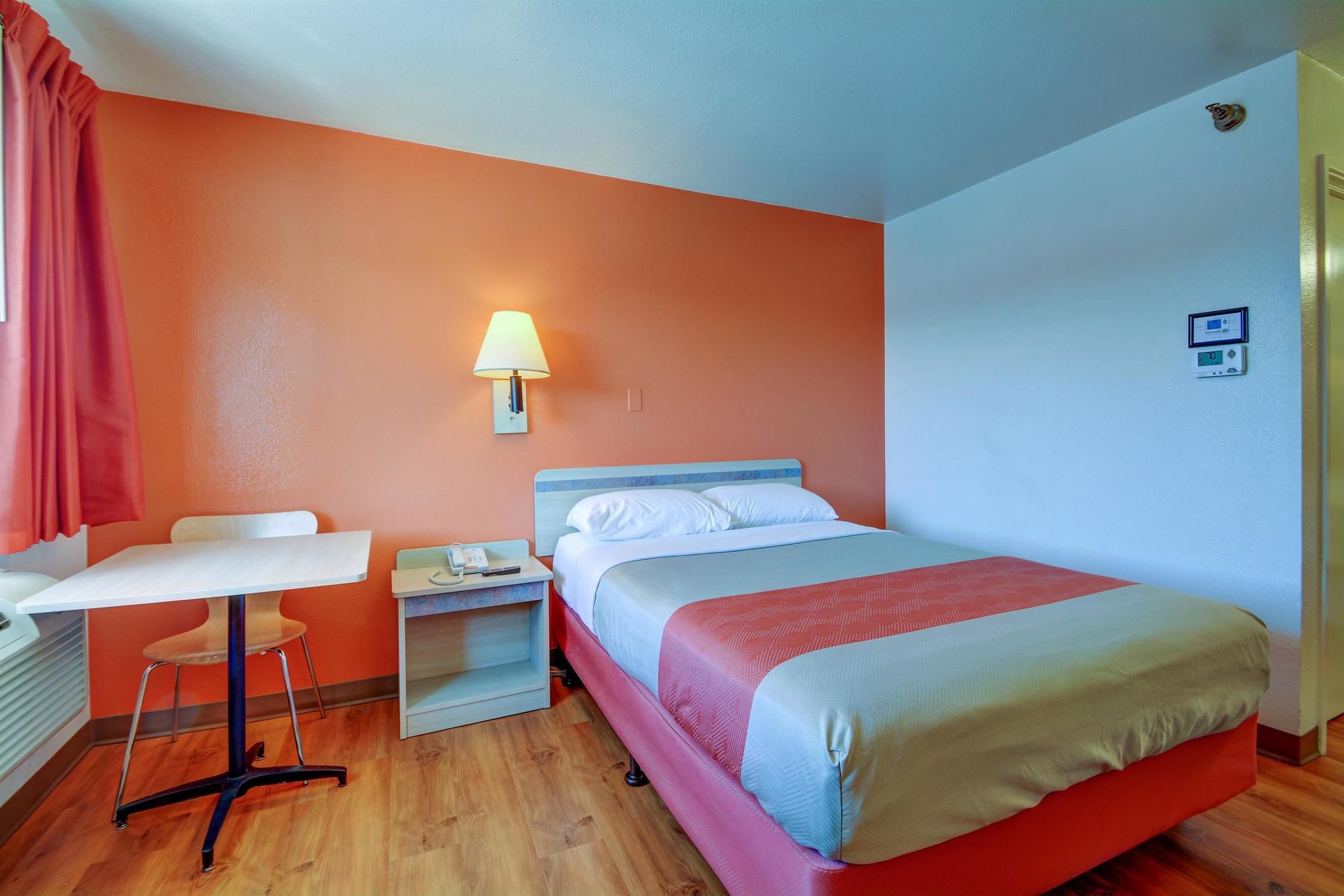 Motel 6 Hartford-Windsor Locks