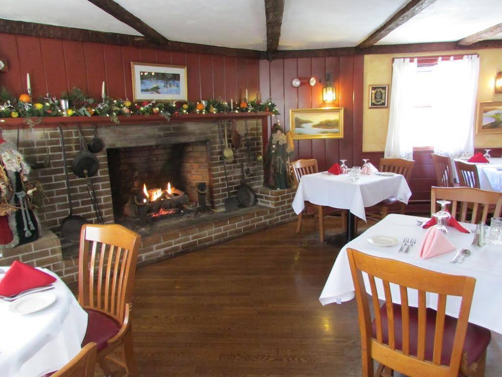 Curtis House Inn