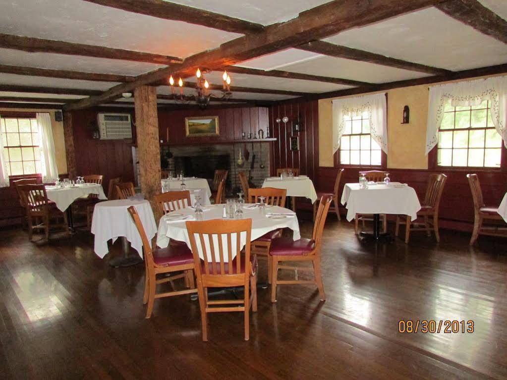 Curtis House Inn