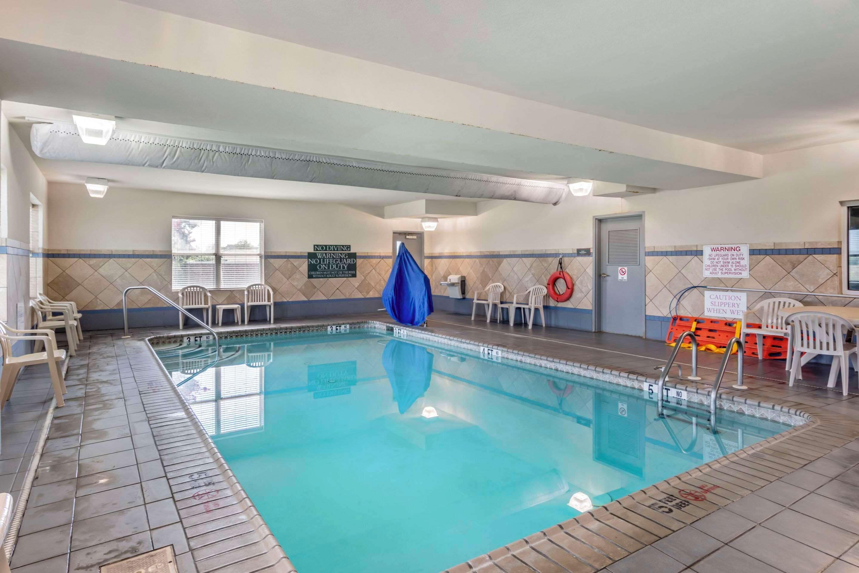 Comfort Inn & Suites