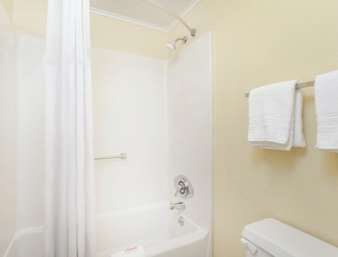 Days Inn by Wyndham Dover Downtown