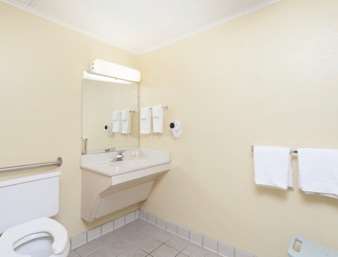 Days Inn by Wyndham Dover Downtown