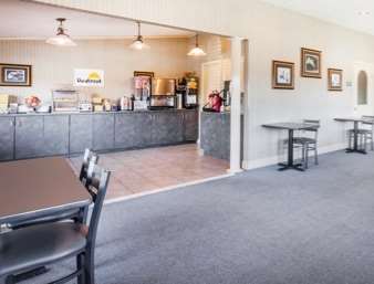 Days Inn by Wyndham Dover Downtown