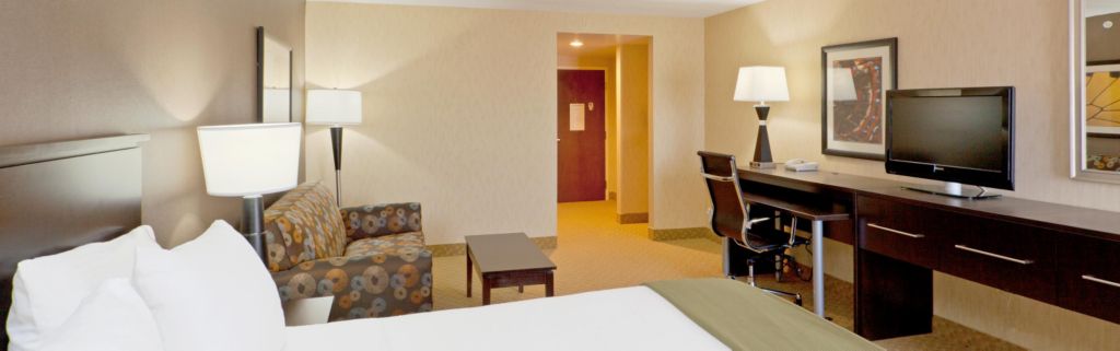 Holiday Inn Express & Suites Dover