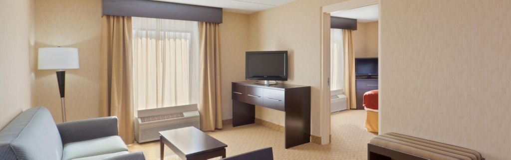 Holiday Inn Express & Suites Dover