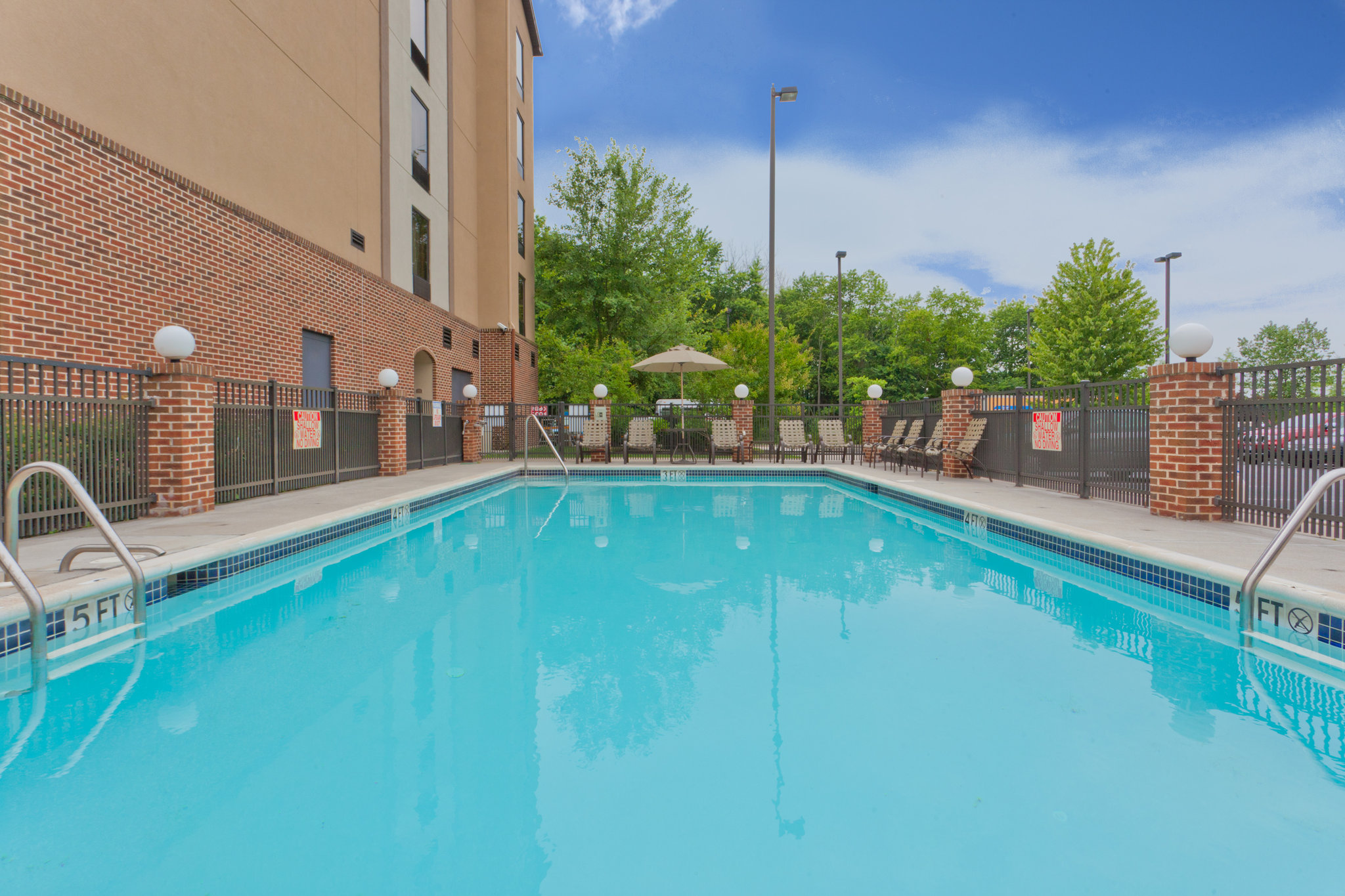 Holiday Inn Express & Suites Dover