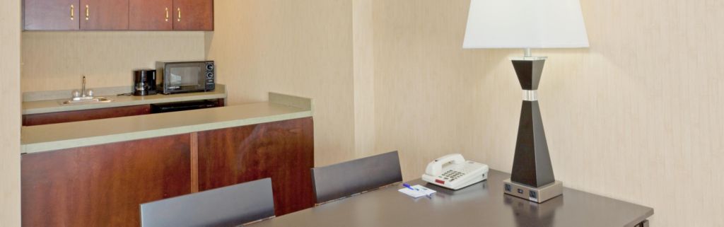 Holiday Inn Express & Suites Dover