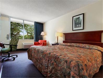 Super 8 by Wyndham Dover