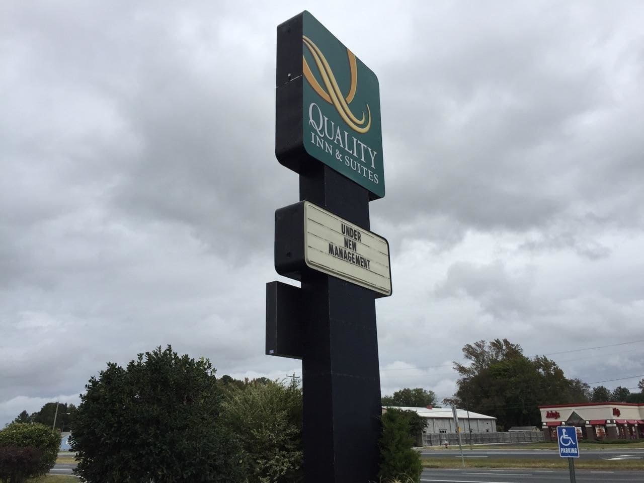 Quality Inn & Suites