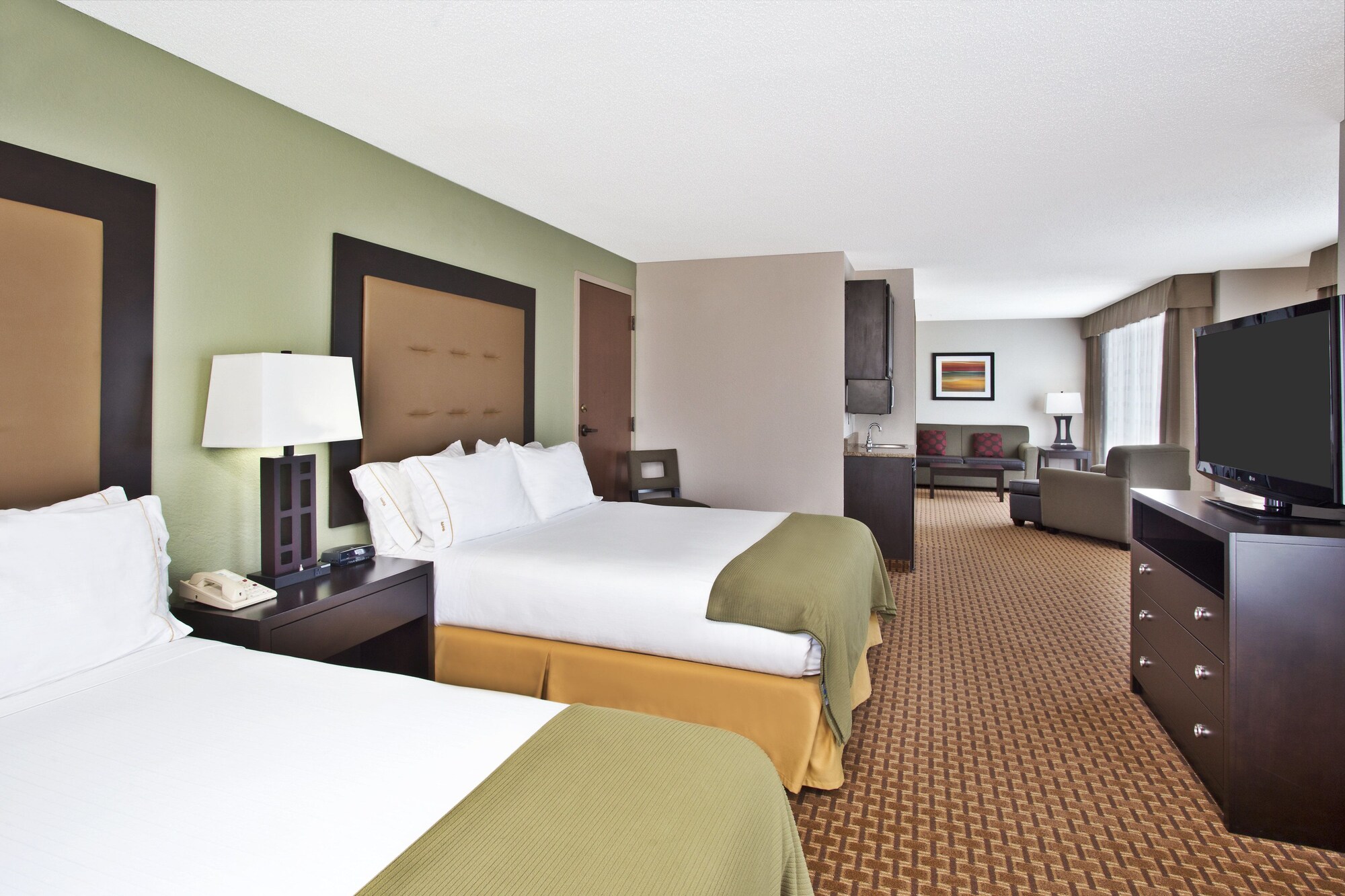 Holiday Inn Express & Suites Harrington