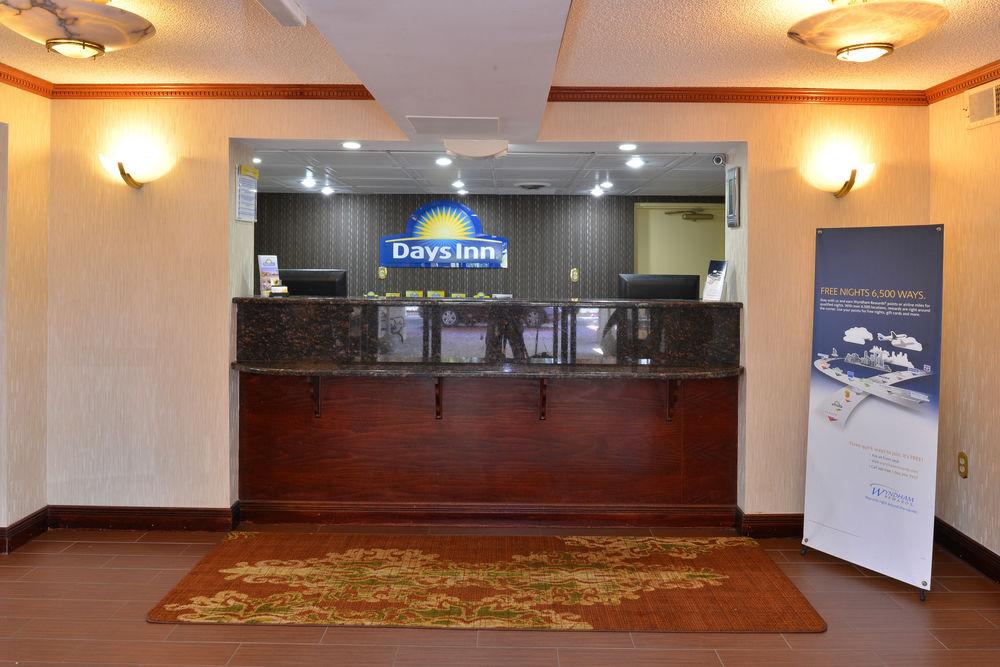 Days Inn by Wyndham Newark Wilmington