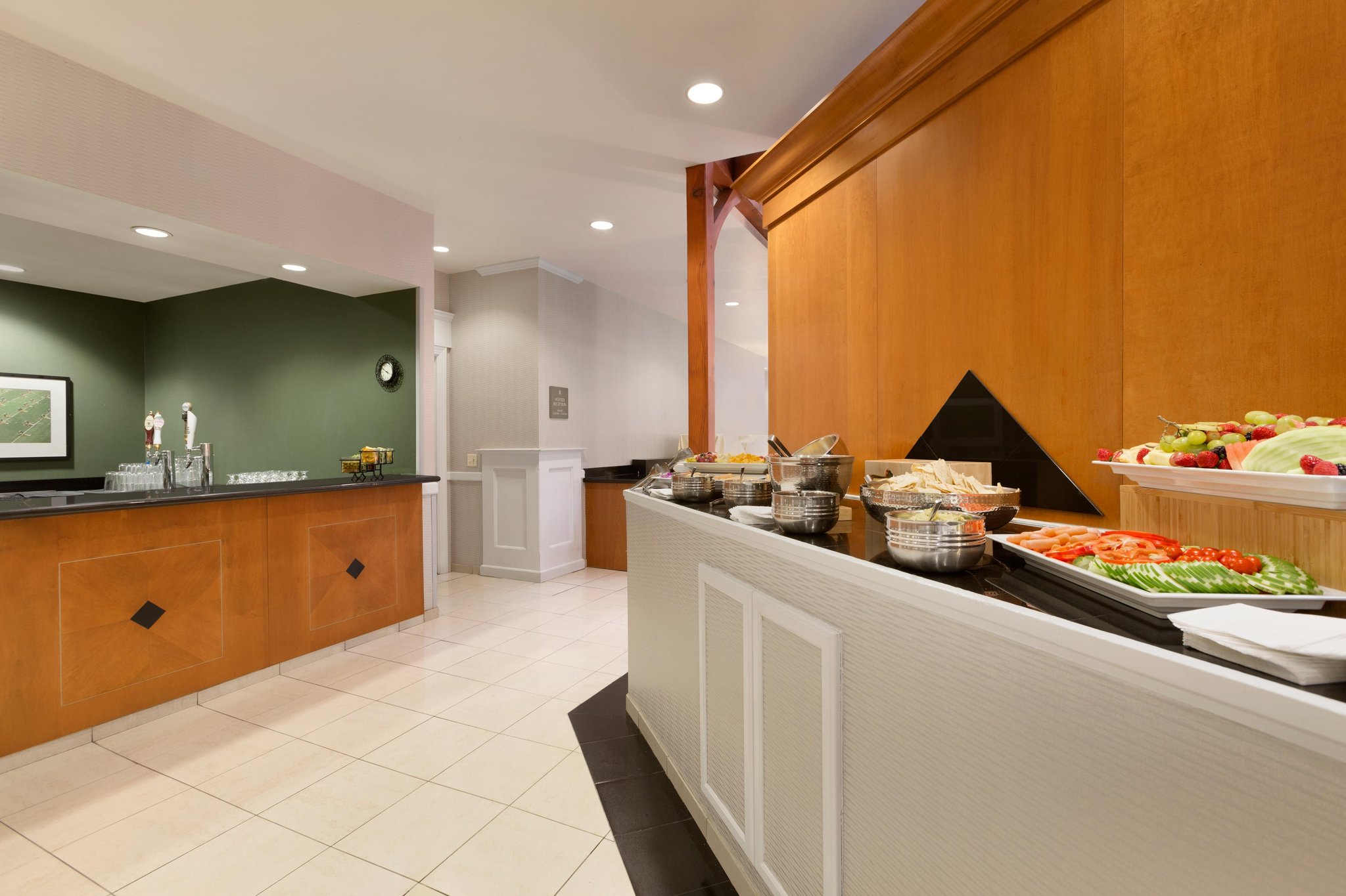 Embassy Suites Newark Wilmington South