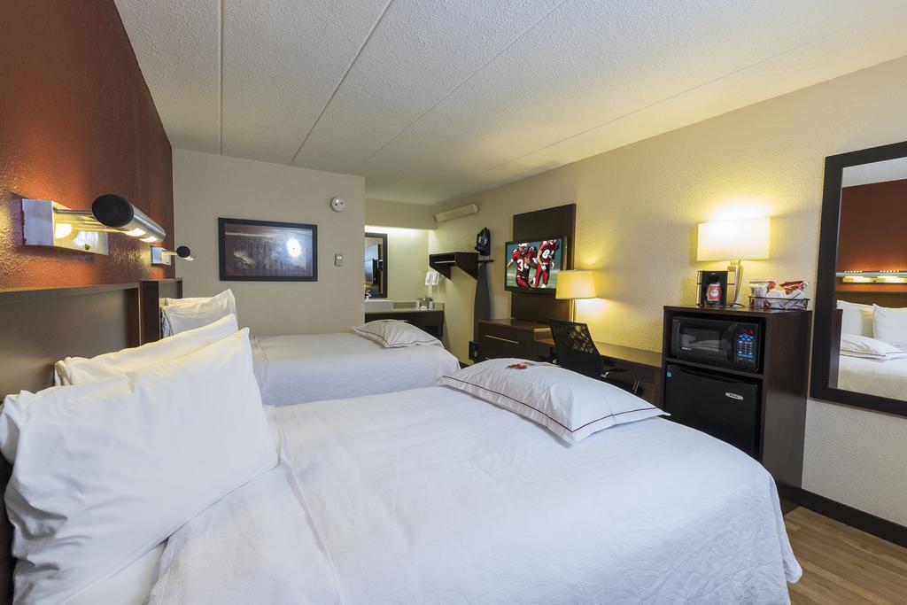 Red Roof PLUS+ Wilmington - Newark