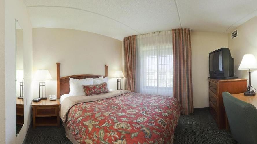 Staybridge Suites Wilmington-Newark