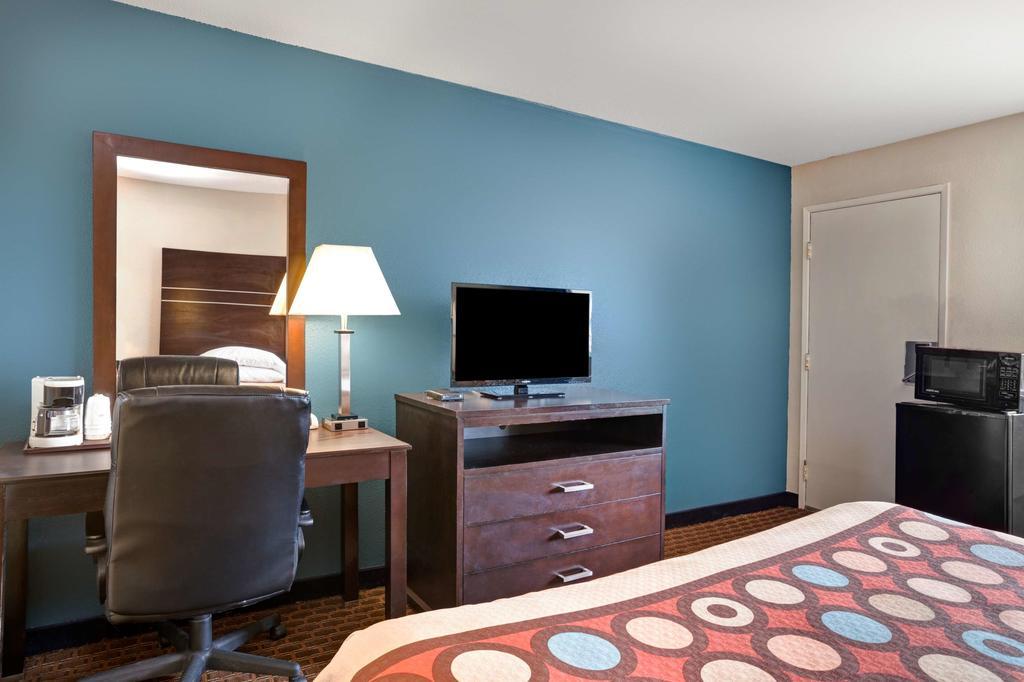 Super 8 by Wyndham Newark DE