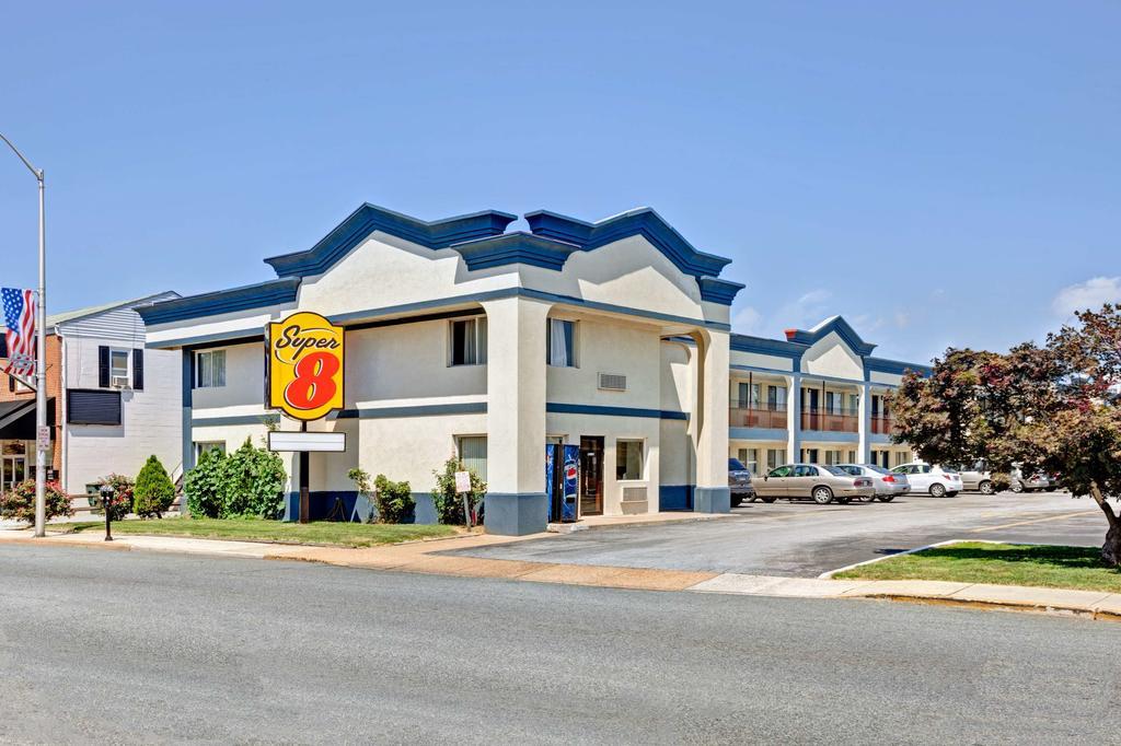 Super 8 by Wyndham Newark DE
