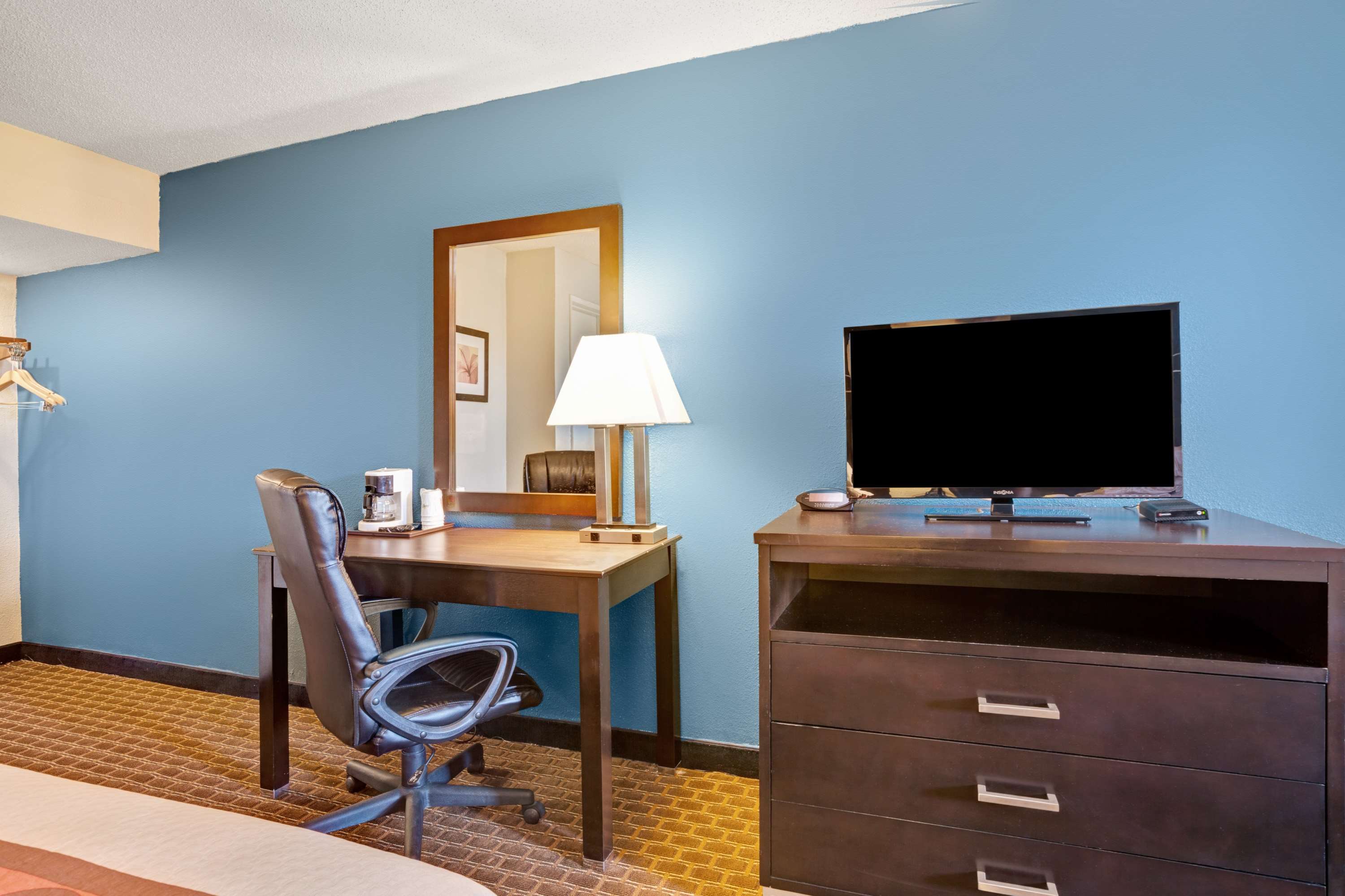 Super 8 by Wyndham Newark DE
