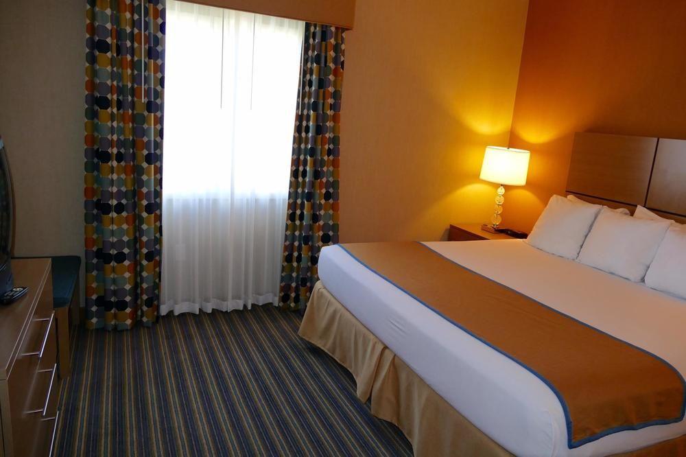 Atlantic Sands Hotel & Conference Center