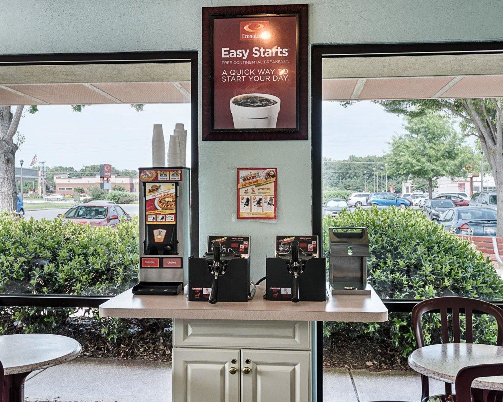 Econo Lodge Inn & Suites Resort - Rehoboth Beach