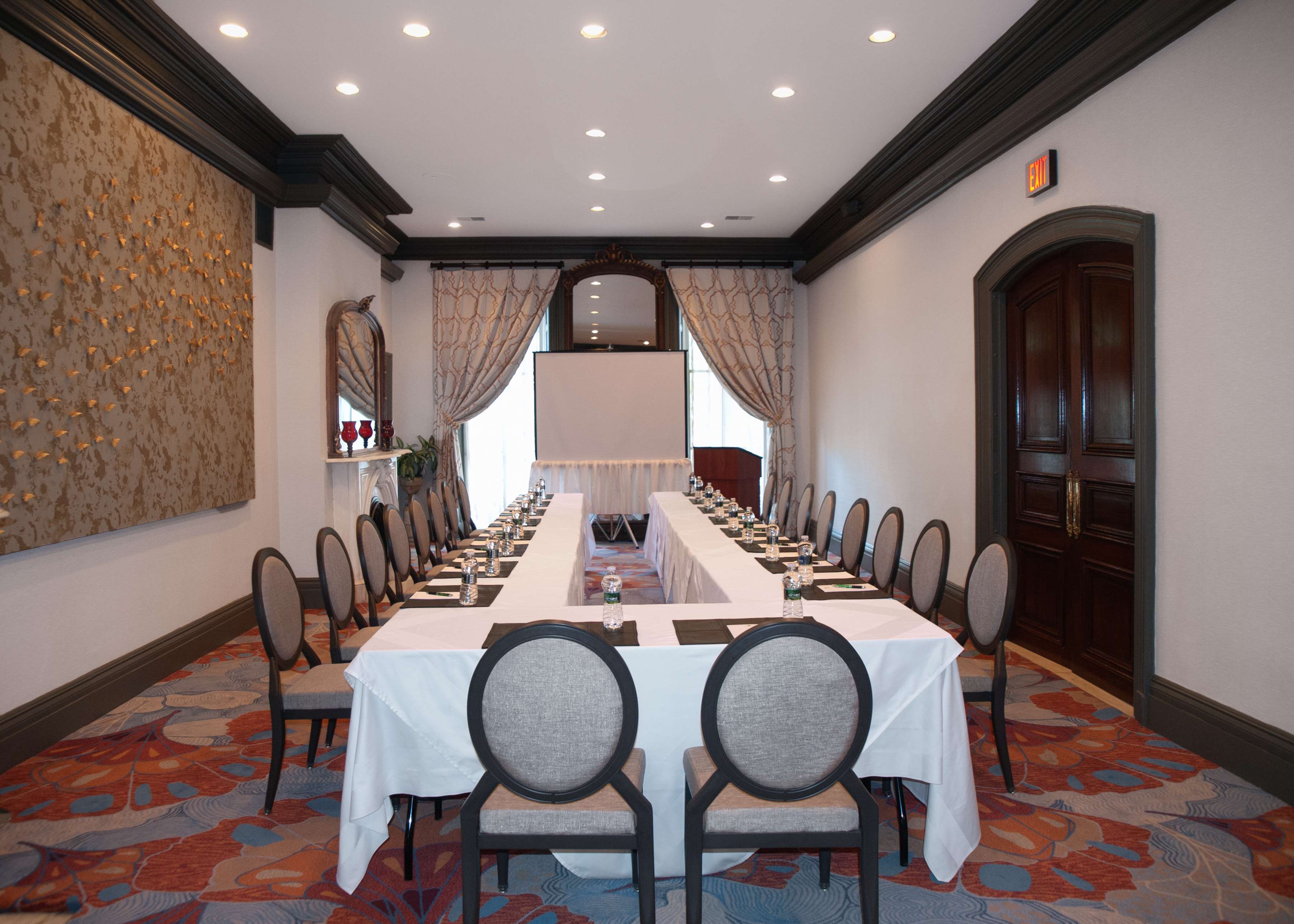 Morrison Clark Historic Inn & Restaurant