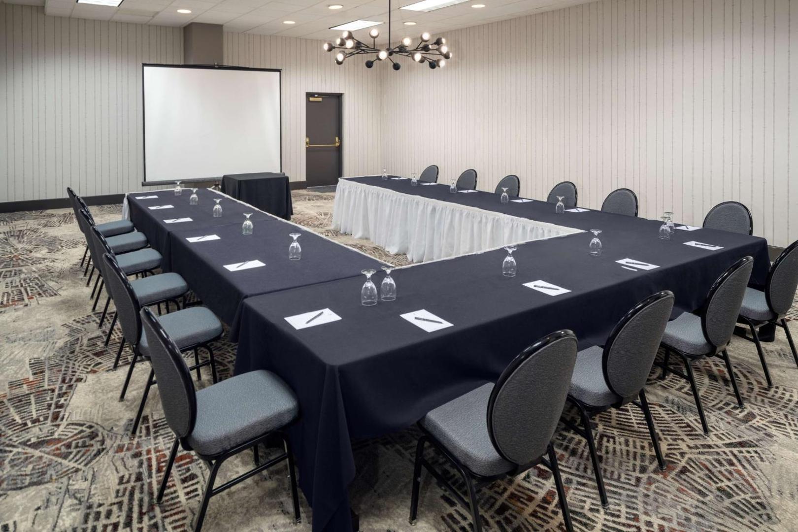 Embassy Suites Orlando North